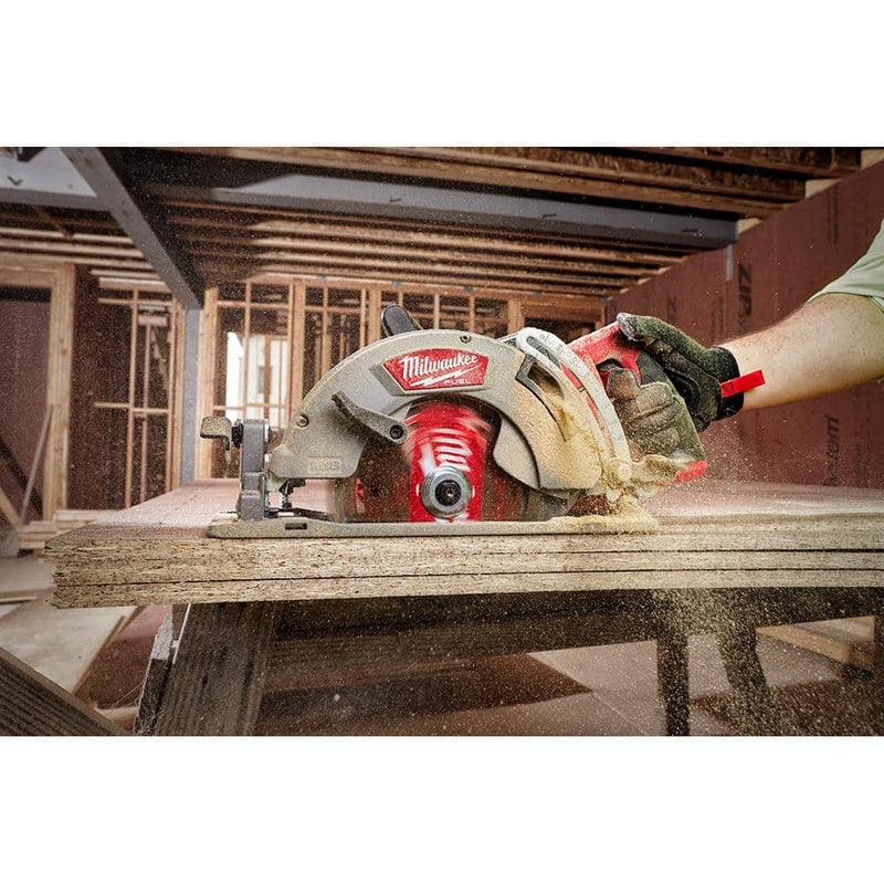 M18 FUEL 18V Lithium-Ion Cordless 7-1/4 In. Rear Handle Circular Saw (Tool-Only)